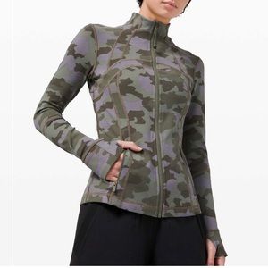 Lululemon DEFINE JACKET NWT Heritage 365 Camo Dusky Lavender Size4